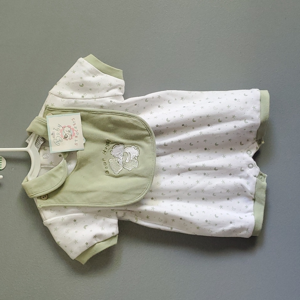 Baby Sprockets, bib romper, white and green star and moon, size 6-9 months